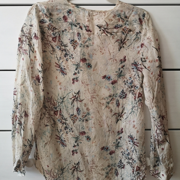 Massimo Dutti 100% silk floral blouse - Picture 2 of 7